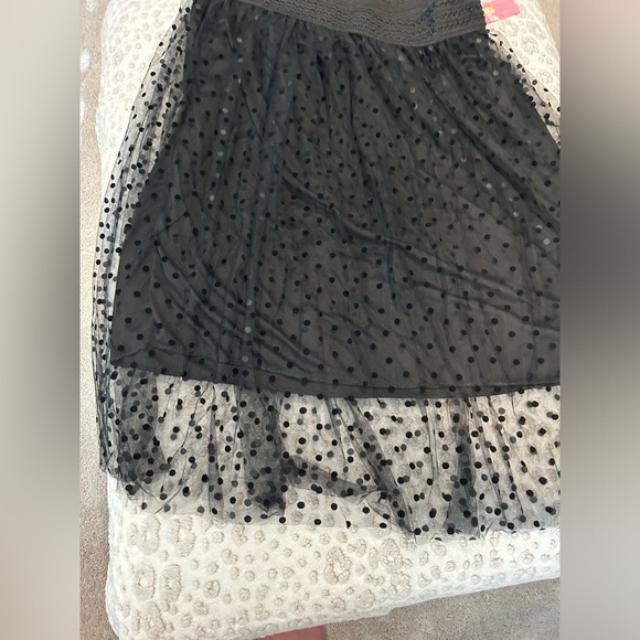 NWT Women’s Plus Size 3X Polka Dot Shear Lined Black Skirt - Picture 2 of 7